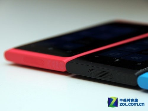 诺基亚Lumia 800真机图赏 