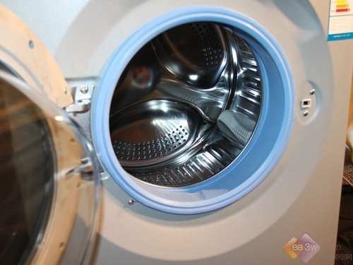 美国GE电机 海尔V6蒸汽熨洗干一体机