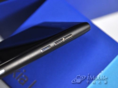 1.4GHz处理器WP7系统诺基亚800评测