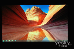 Photo: Ultimate Business Review Acer TravelMate 8481TG