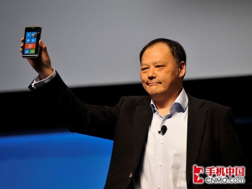 1600万像素拍照机皇HTCTitanII图赏