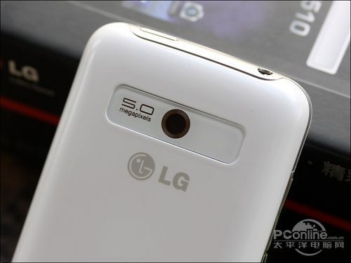 3.5寸屏时尚智能王子 白色LG E510评测(5)_手