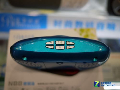 功能大集合 蓝色妖姬N88便携音响158元