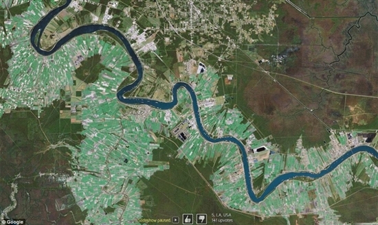 十大震撼谷歌地图卫星照:俯瞰美国飞机墓地_软