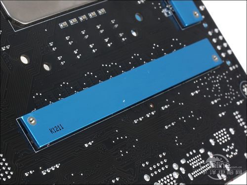 全新升级乐趣无限 华硕主流最强Z77主板评测 