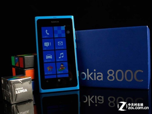 蓝色妖姬电信版诺基亚Lumia800C图赏(2)