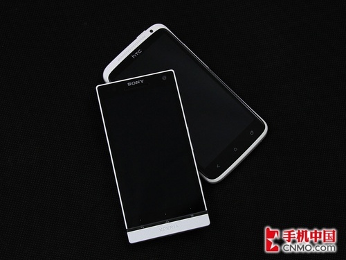 核战一触即发HTCOneX对比索尼LT26i
