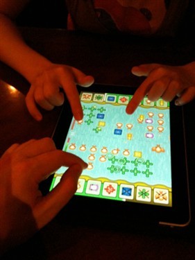 双人游戏乐趣翻番 iPad怪物岛大作战_软件学园