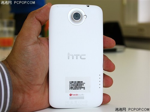 4核心HD级屏幕港行 HTC One X售3350_手机