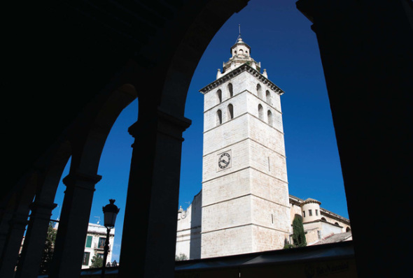 ���Ͻ�ͷ�ĳ���17�г��з����Ӱ����