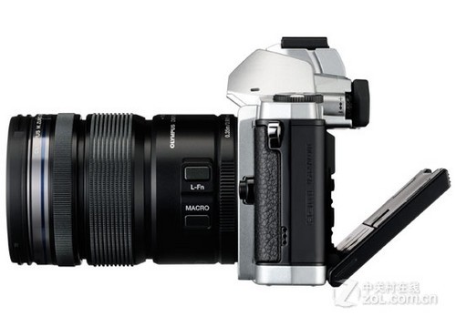 ��ǿ����+�����˾� ���ְ�˹����EM5���� 