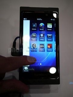 最全图集揭示BlackBerry 10系统全新特性 