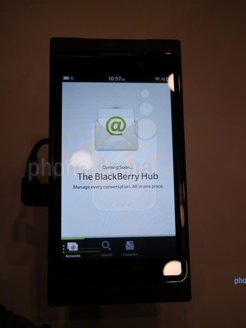 最全图集揭示BlackBerry 10系统全新特性 