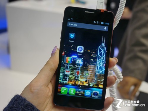 6.45mm最薄 阿尔卡特Idol Ultra真机体验