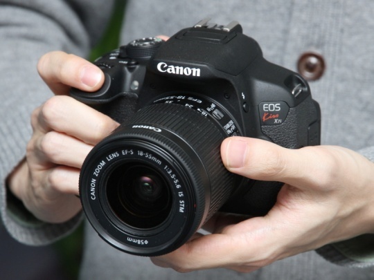 EOSʷ����С���뵥������100D��������