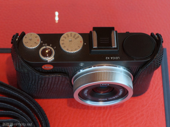 蜥皮限量版徕卡X2上市售价约合17200元