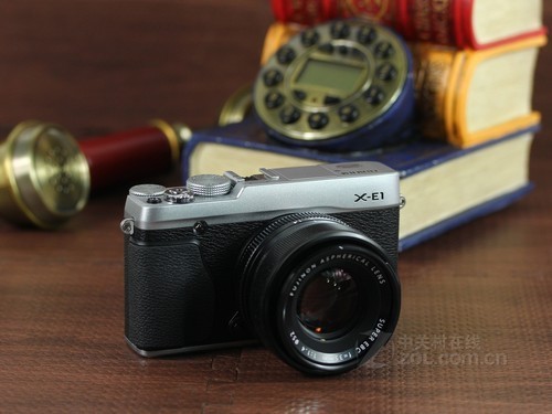 可换镜头复古造型 富士XE1套机7600元_总览_