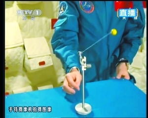 中国首次太空授课：五个实验很精彩