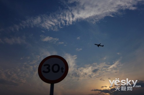 �ռ����� �Ӻڿ�™��ʼ ����RX100 II����