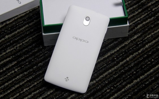 4ӢIPSǧԪTD˫ģ OPPO R821T 