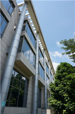 �ڿ�����΢���¾�����RX100�Ա�NEX5R