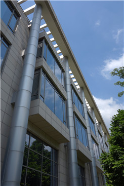 �ڿ�����΢���¾�����RX100�Ա�NEX5R