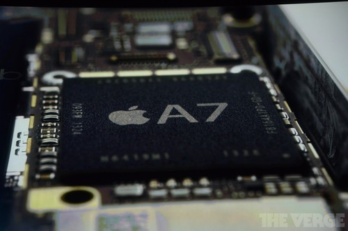 内置M7辅助芯片 iPhone5S配64位A7 CPU 