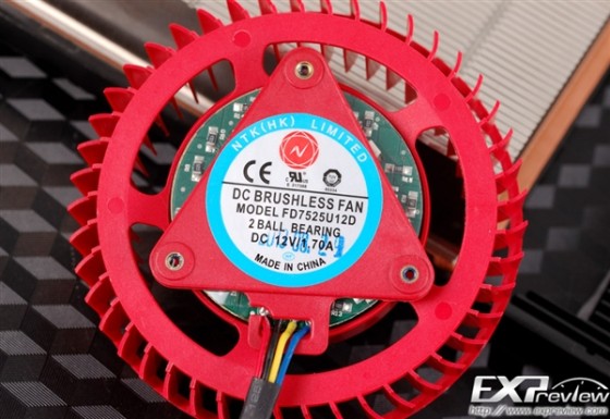 扒光新旗舰:Radeon R9 290X全面拆解