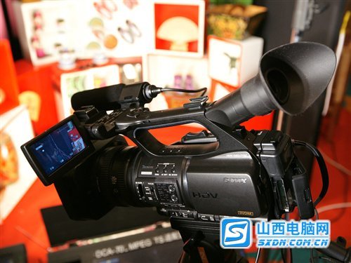 高清拍摄利器 索尼HVR-Z5C现售18400元_数码