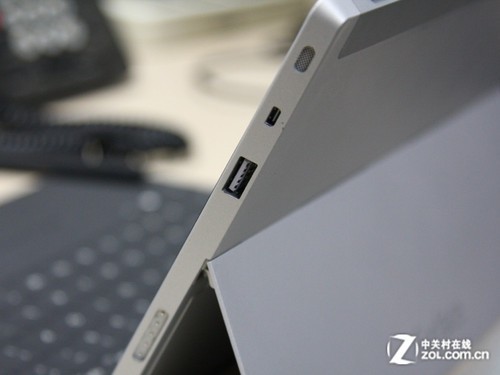 书包不再是负担 微软Surface2搞定一切_笔记本