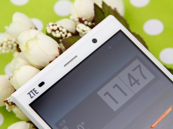 涓叴GrandMemo2璇勬祴锛氭1瑙掑垎鏄庣⒊绾ょ淮鏉愯川