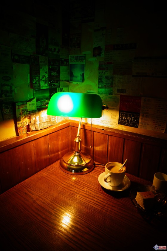 叫板无反最快对焦 索尼微单A6000评测