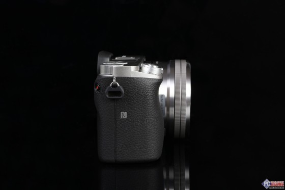 叫板无反最快对焦 索尼微单A6000评测