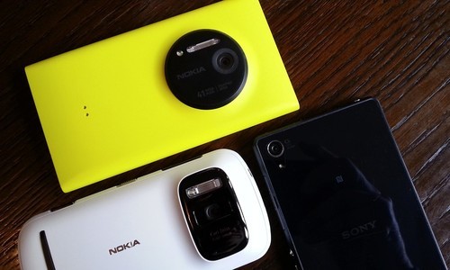诺基亚808,lumia1020和索尼xperia z2
