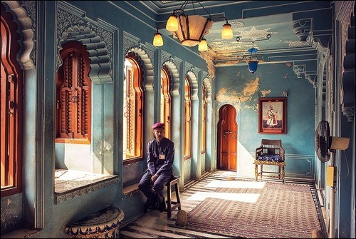 手机摄影入门 学会自由控制画面明暗|手机摄影