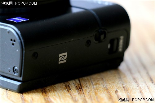 内置弹出式EVF索尼黑卡RX100III评测