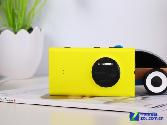 ͺ ŵLumia 1020 