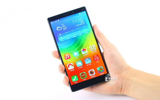 2K巨屏+骁龙801处理器 联想手机K920评测