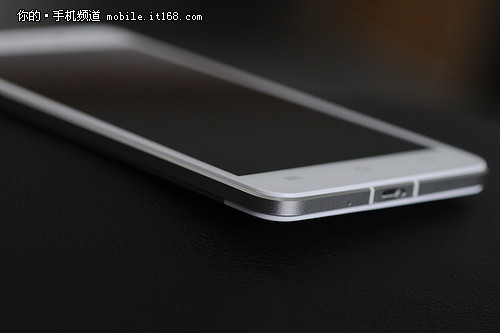 vivo X5评测：机身变厚了？