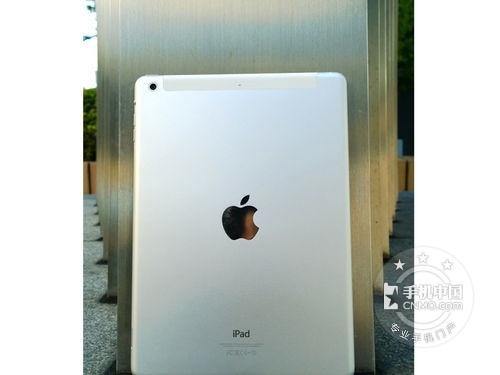 一降再降 苹果ipad air平板价格3050元
