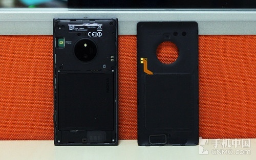 2399Ԫǧ������WP8�ĺ�Lumia830����