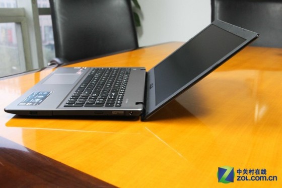 FX7600P交火 华硕VM590Z APU影音本评测