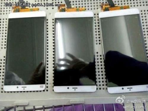 火拼MX4 Pro 传小米5或售2499元