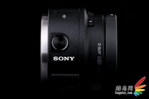 画质最强自拍神器索尼QX1镜头相机评测