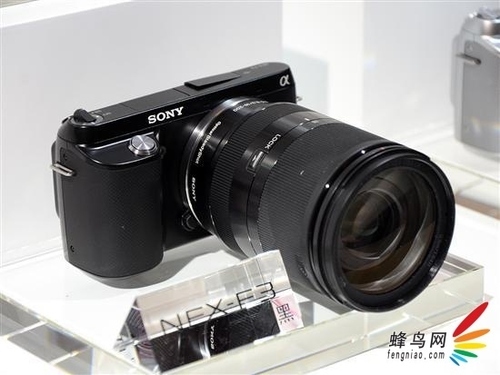 一镜走天下 索尼E 18-200mm LE特价3990 一镜走天下 索尼E 18-200mm LE特价3990
