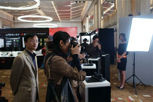 ����Ѳչ��4�֦���Ӱ����:����վ����