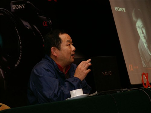 ����Ѳչ��4�֦���Ӱ����:����վ����