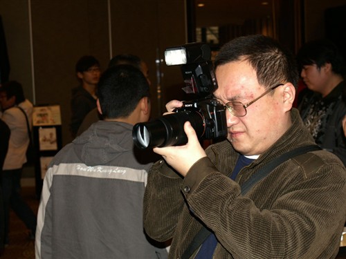 ����Ѳչ��4�֦���Ӱ����:����վ����