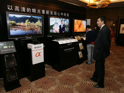 ����Ѳչ��4�֦���Ӱ����:����վ����