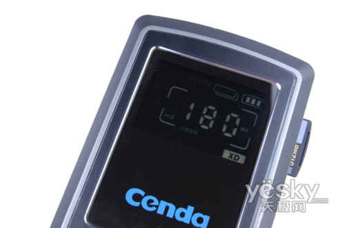 一专多能力杰C203首款支持SDHC数码伴侣评测